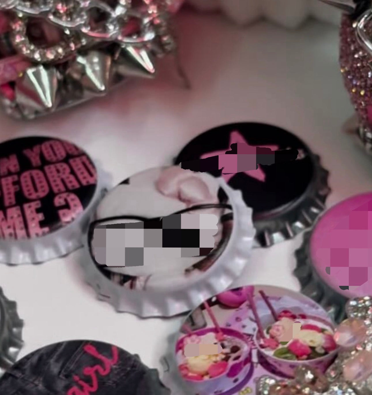 DIY 𝙘𝙝𝙖𝙧𝙢𝙨 🎀